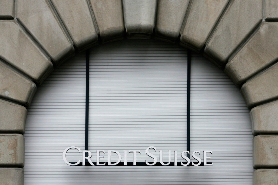 Credit Suisse прекращает открывать и обслуживать счета состоятельных клиентов в России