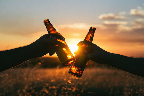 Пивовару AB InBev пришлось повысить цену покупки SABMiller из-за Brexit