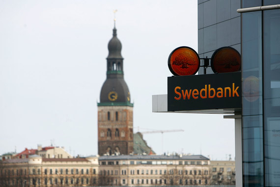 Работают в Прибалтике в основном скандинавские банки: шведские SEB и Swedbank (на фото) и норвежский DNB
