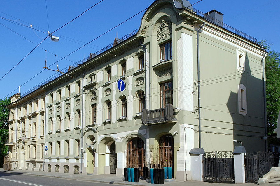 У дома архитектора Льва Кекушева на Остоженке новые владельцы