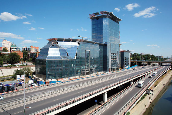 ВТБ хочет выручить за недостроенный Sheraton в Ростове-на-Дону не менее 5,9 млрд руб.