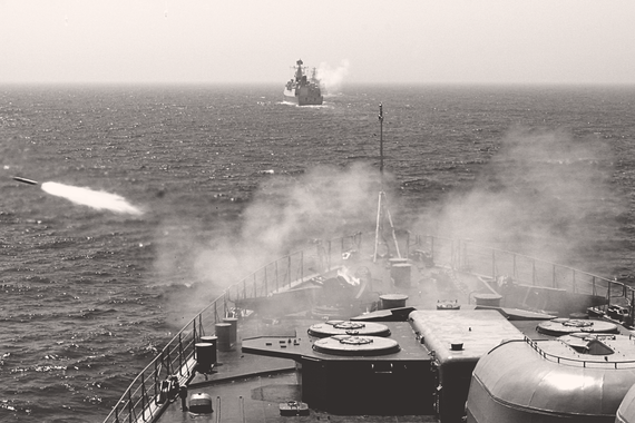 Россия и Китай договорились о проведении совместных военно-морских учений в Южно-Китайском море в сентябре