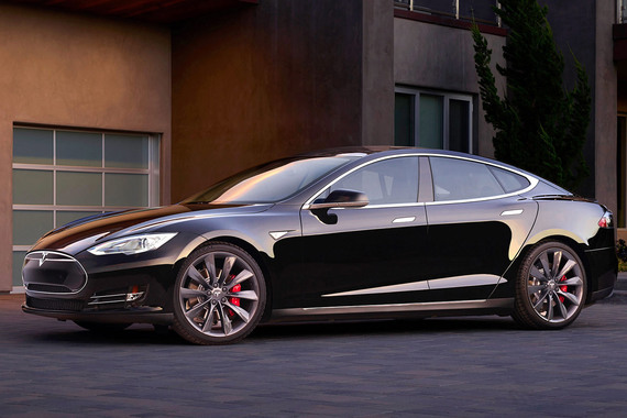 Новая версия Model S с опцией дополнительного ускорения может разгонятся до 96 км/ч за 2,5 с