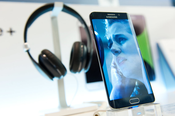 Годовой бойкот, который объявляли ритейлеры, мало повредил продажам Samsung