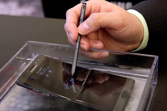 Note 7 подорвал Samsung