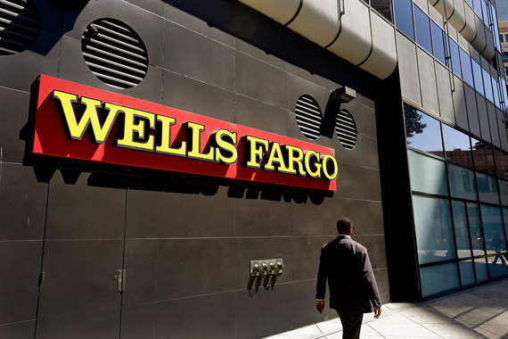 Wells Fargo откажется от планов продаж, которые сподвигли более 5000 сотрудников на обман