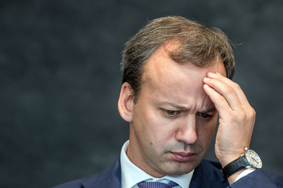 Вице-премьеру Аркадию Дворковичу предстоит принять решение по механизму компенсаций