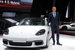Porsche показал Panamera 4 E-Hybrid, в котором сочетаются 462 лошадиные силы 2,9-литрового твин-турбо мотора V-6 и 136 л. с. электродвигателя, пишет WSJ