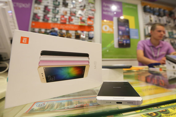 В российских розничных сетях смартфоны Xiaomi начали продаваться летом этого года