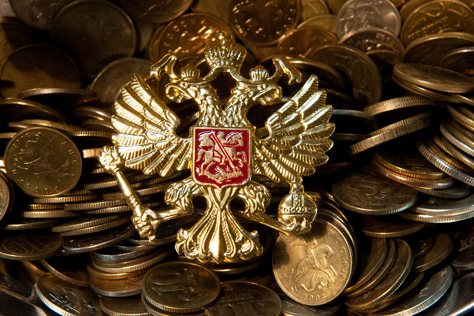 Вознаграждение государственных инвестбанков за организацию сделок по приватизации «Алросы» и «Башнефти» составит 3,6 млрд руб.