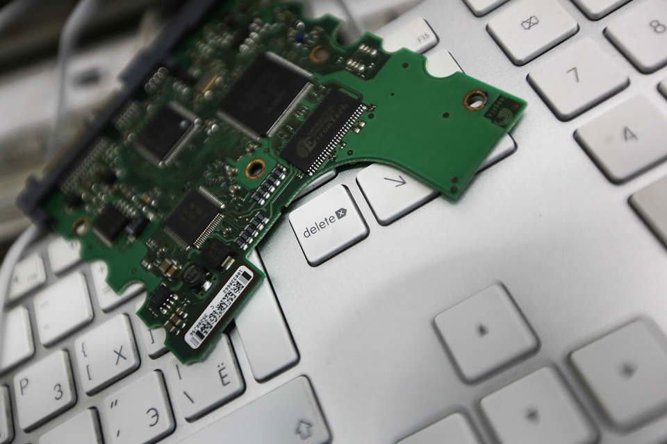 Льготные страховые взносы позволили IT-компаниям пополнить бюджетную систему на 10 млрд руб., подсчитал Владимир Путин. Президент пообещал продлить льготный режим до 2023 г.
