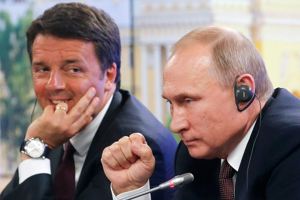 По данным FT, в ходе девятичасовой встречи на саммите ЕС в Брюсселе 20 октября именно Ренци настаивал на том, чтобы из итогового заявления было убрано предложение новых антироссийских санкций