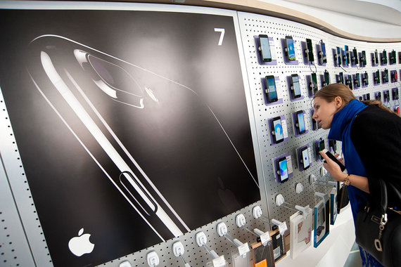 В России iPhone 7 начал продаваться 23 сентября 2016 г.