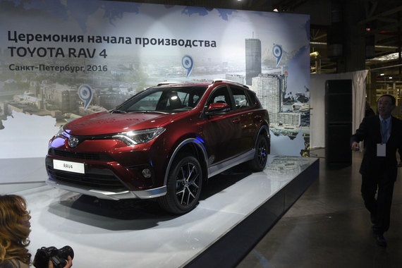 Toyota вложила 9,7 млрд руб. в производство RAV4 в Петербурге