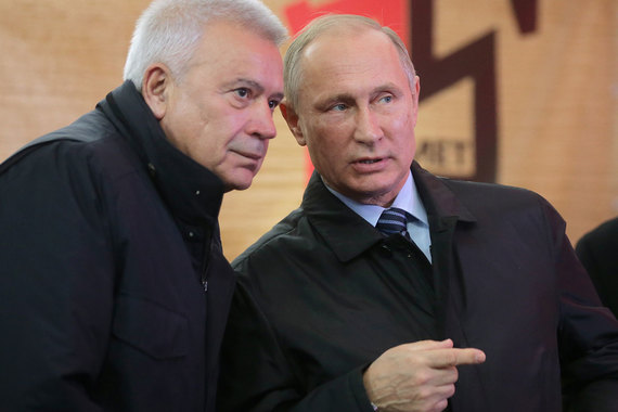 Владимир Путин (справа) хорошо поговорил с Вагитом Алекперовым