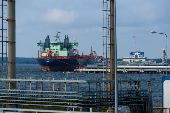 Нефтяники пожаловались, что ПТП навязывает им невыгодные условия договоров