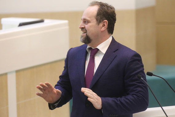 Стартовый платеж за лицензию – 8,6 млрд руб., говорил Донской в августе