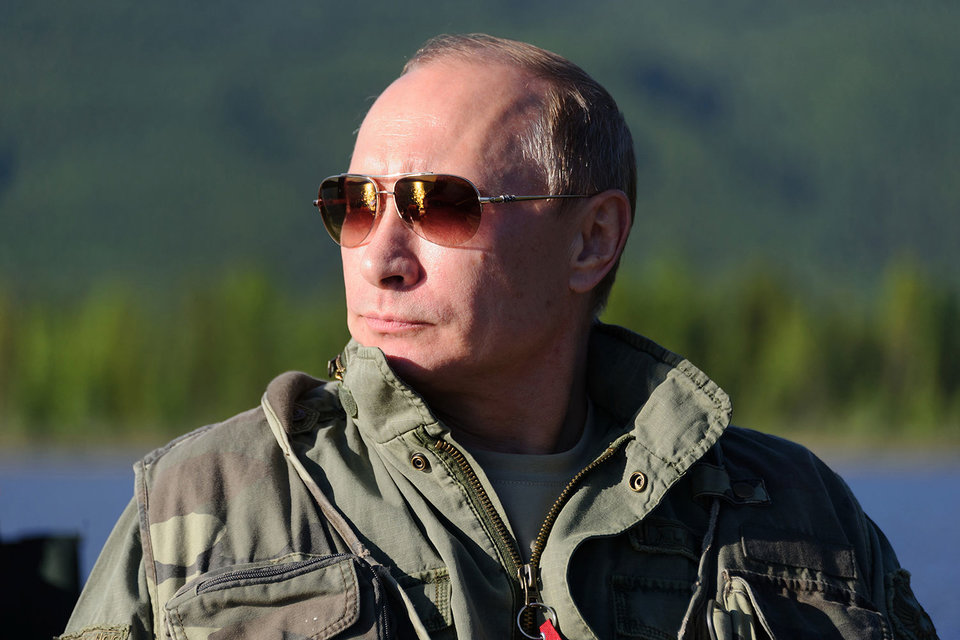Почти две трети россиян хотят, чтобы Владимир Путин остался президентом и после 2018 г.