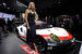 Мария Шарапова позирует с гоночным Porsche 911 RSR, который появится на спортивных трассах в 2017 г. Машина предназначена для 24-часовой гонки в Ле-Мане и оснащена атмосферным 6-цилиндровым оппозитным двигателем 510 л. с.
