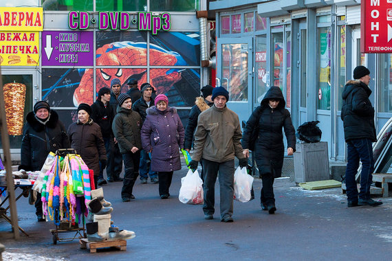 Станции метро обеспечивают поток покупателей и клиентов