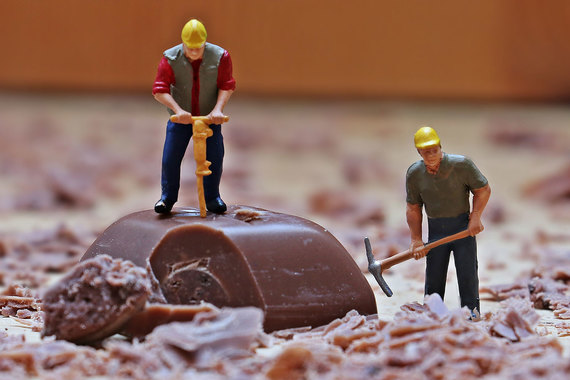 Mondelez International продала завод по производству шоколада