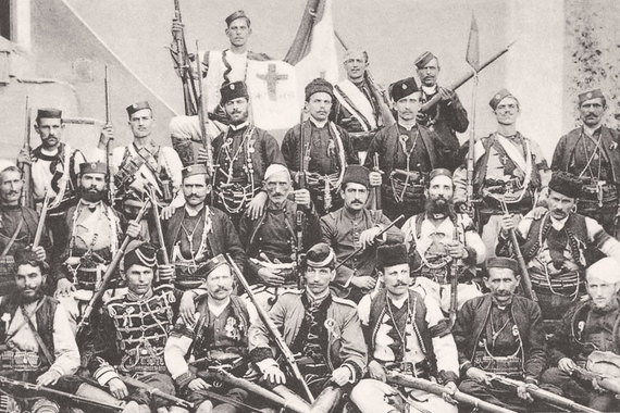По турецким данным, в 1907 г. в Македонии действовало 110 болгарских, 80 греческих, 30 сербских чет. На фото: сербские четники wikimedia.org