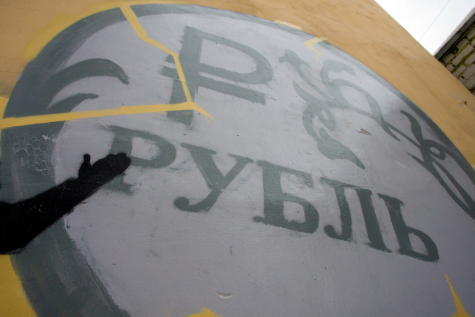 Укрепление рубля можно назвать скромным по сравнению с ценами на нефть