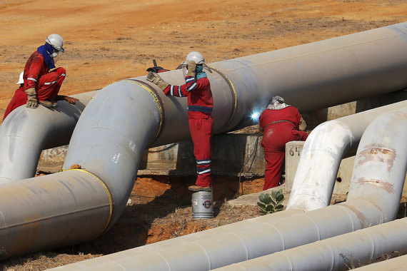 Рост цен на нефть облегчает существование американским компаниям