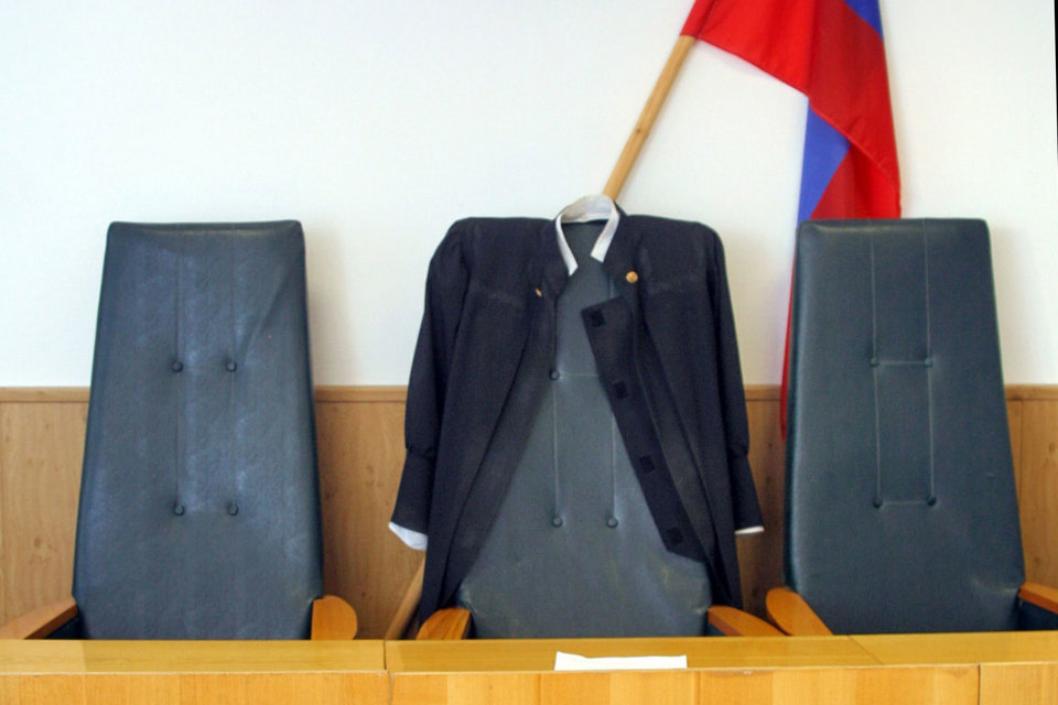 Проблемы у будущих судей не только с этикой