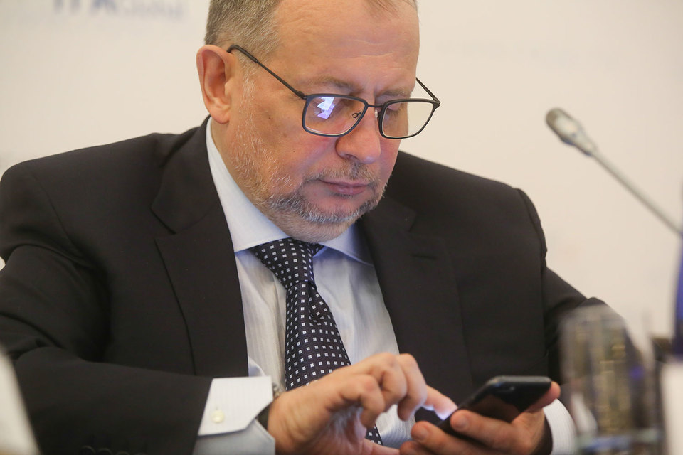Лисин продает 1,5% акций НЛМК
