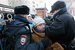 В пресс-службе музея объяснили, что непростая ситуация с очередью за билетами произошла «из-за того, что выставка фантастическая по составу и ажиотаж вокруг нее огромный»