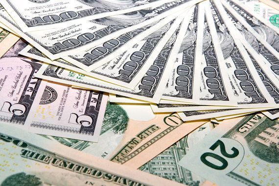 Миллиарды долларов могут вернуть в США управляющие активами, если избранный президент Дональд Трамп выполнит обещание снизить налоги