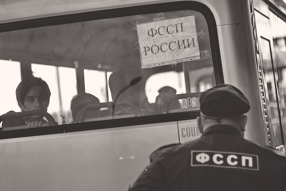 С 1 января коллекторы попадут под надзор Службы судебных приставов