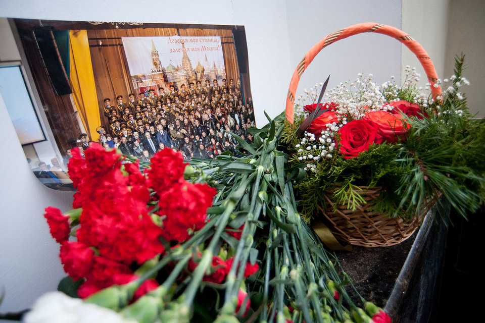 На борту самолета, летевшего на авиабазу Хмеймим в Сирии, находились восемь членов экипажа и 84 пассажира