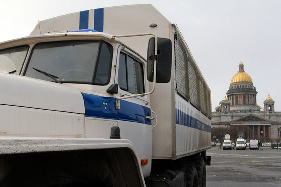 Интерес петербургской полиции к НКО может обернуться новыми уголовными делами