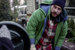 «Рождество, опять» – новогодний фильм для тех, кто устал от новогодних фильмов. 1 января у традиционных праздничных комедий и мелодрам появится хорошая альтернатива: американская независимая драма о продавце елок заставляет вспомнить о том, что кино бывает о нормальных людях – не о суперменах, бодрых идиотах, простаках или тоскующих секс-символах