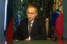 31 декабря 1999 г. состоялось два телеобращения руководителей России. Сначала в этот день Борис Ельцин поздравил с Новым годом жителей страны и заявил о своей отставке. А в полночь по телевидению выступил уже новый глава государства – исполняющий обязанности президента России Владимир Путин. Он поздравлял из своего рабочего кабинета в Кремле. В своей речи подчеркнул большую заслугу Бориса Ельцина «в том, что Россия пошла по пути демократии и реформ, не свернула с этого пути, смогла заявить себя как сильное независимое государство». Владимир Путин призвал поднять бокалы за новый век России.