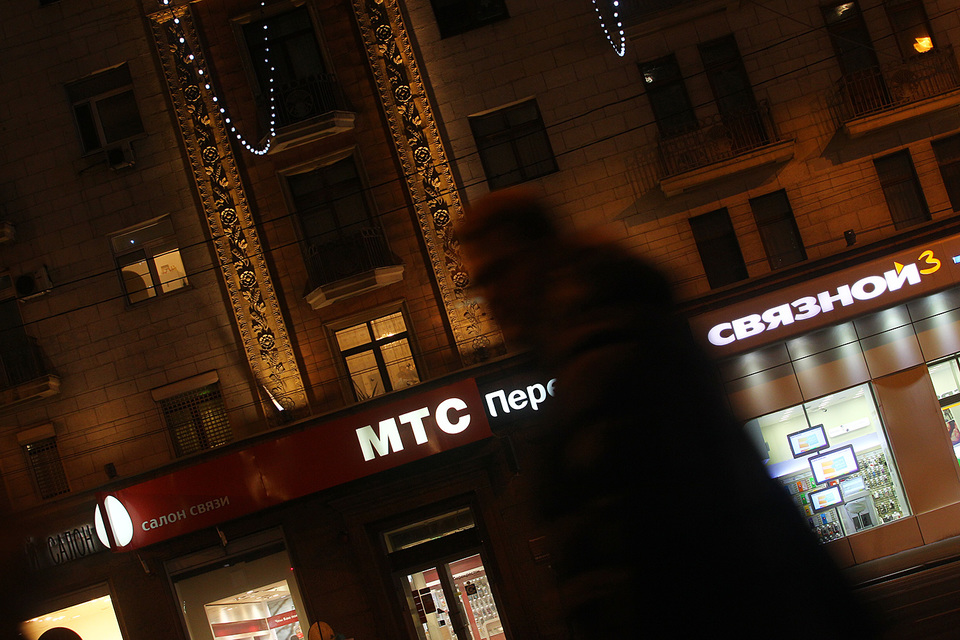 После смены собственника «Связного» его отношения с бывшим партнером – МТС сильно испортились
