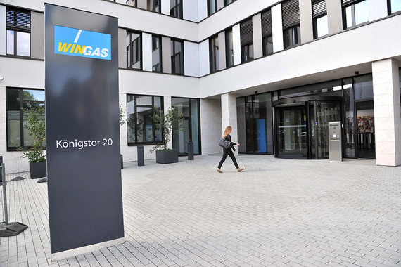 Wingas помимо хранения поставляет газ клиентам в Германии, где занимает более 20% рынка
