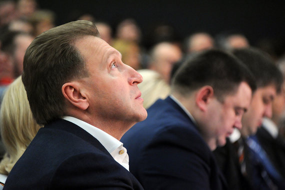 Вице-премьер Игорь Шувалов поручил ФТС оптимизировать процедуры и снизить логистические издержки для компаний