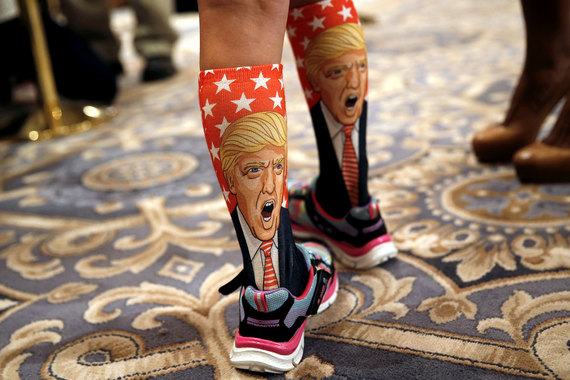 Несмотря на примирительные заявления Трампа о Путине, которые он делал в том числе в минувшие выходные, в Белом доме не питают иллюзий относительно России и не считают Путина этаким «мальчиком из хора»