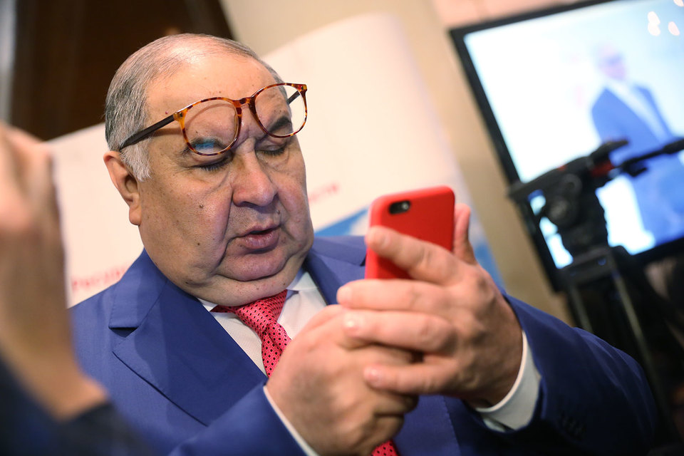 Алишер Усманов останется в Mail.ru через «Мегафон»