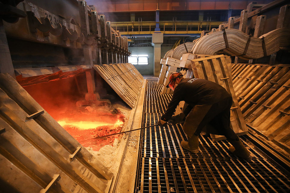 «Онэксим» продал 3,32% акций UC Rusal за $240 млн