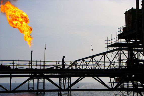 Три компании, среди которых «Газпром нефть», в течение шести месяцев разработают проект добычи нефти на иранских месторождениях