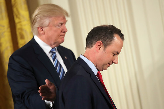 Президент США Дональд Трамп и руководитель его администрации Райнс Прибус