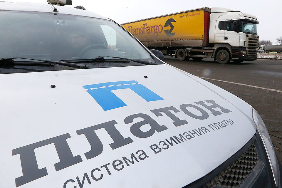 Нарушителей отслеживают 194 рамки контроля и 100 автомобилей мобильного контроля