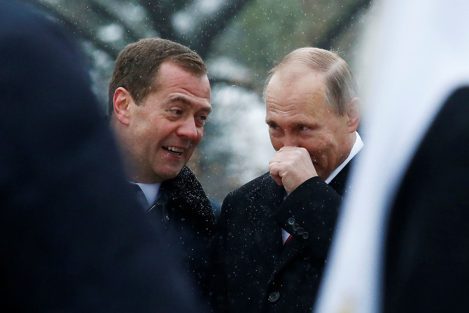 Владимир Путин поручил Дмитрию Медведеву заняться разработкой плана полгода назад