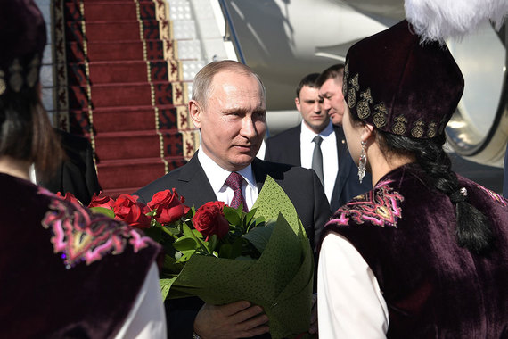 Официально Кремль объясняет визит Путина в центральноазиатские республики 25-летием установления дипломатических отношений