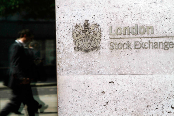Хотя LSE обещает, что «продолжит искать возможности для сделки», она дала понять, что готова от нее отказаться. Deutsche Boerse сообщила, что будет ждать решения Еврокомиссии