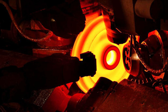 Evraz - одна из самых закредитованных компаний среди российских металлургов